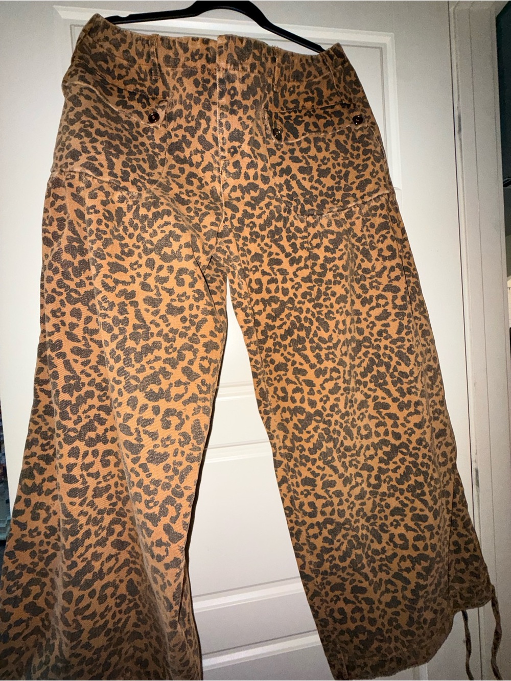 BiBi Leopard Print Wide-Leg Jeans in Brown and Black